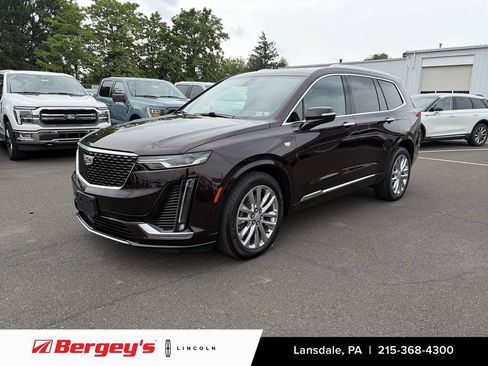 Used 2021 Cadillac XT6 Premium Luxury AWD/4WD image 1
