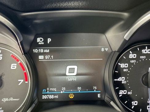 Used 2022 Alfa Romeo Stelvio Ti image 18