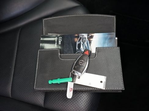 Used 2016 Mercedes-Benz C 300 4MATIC Sedan image 56