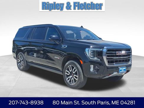 Used 2021 GMC Yukon XL AT4 w/ AT4 Premium Plus Package AWD/4WD image 3