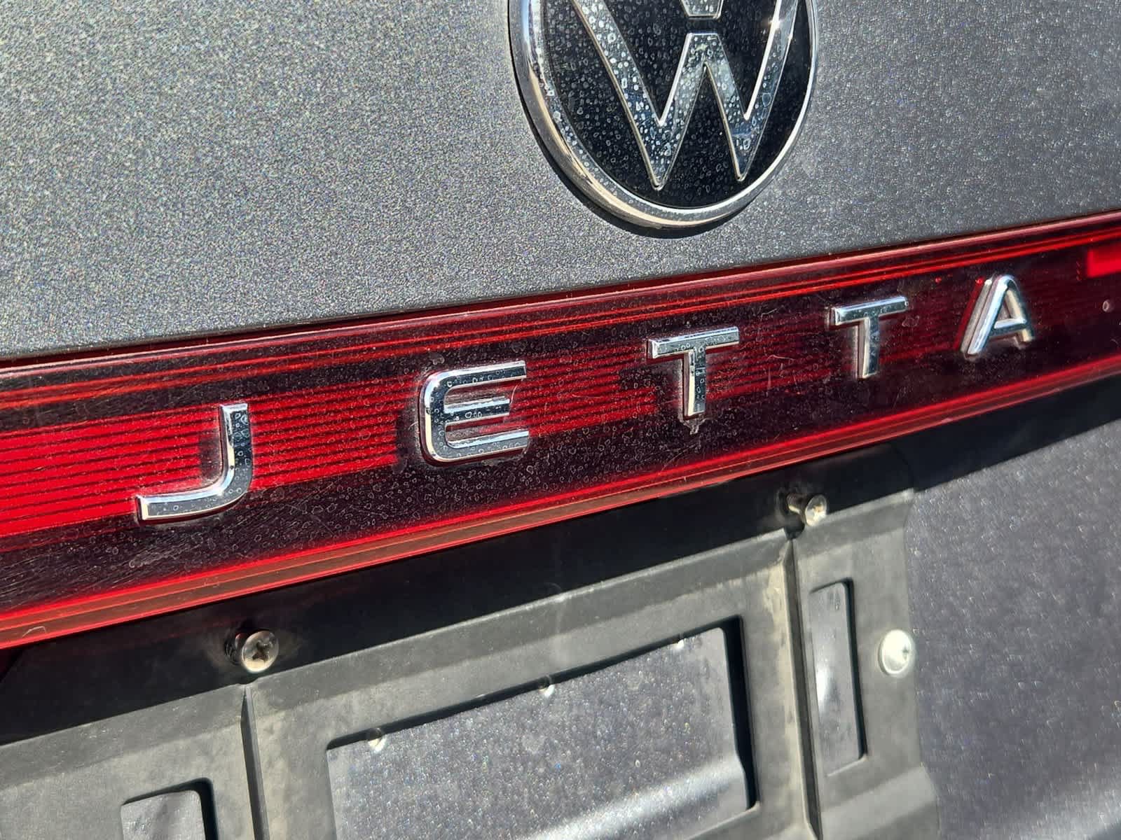 Used 2025 Volkswagen Jetta Sport FWD image 13