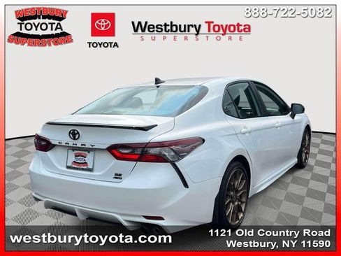 Used 2023 Toyota Camry SE AWD/4WD image 6