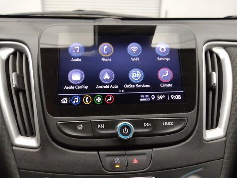 Used 2024 Chevrolet Malibu LT image 25