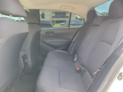 Used 2022 Toyota Corolla LE FWD image 10