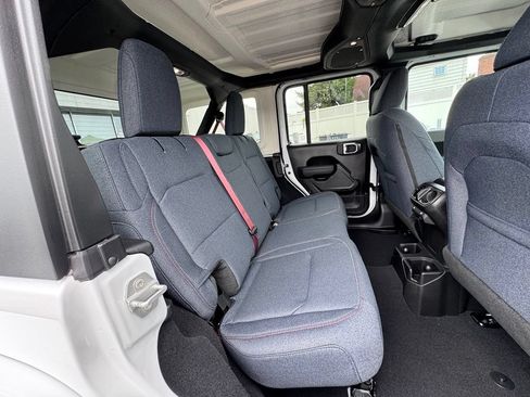 New 2026 Jeep Wrangler Unlimited Sport w/ Dual Top Group AWD/4WD image 21