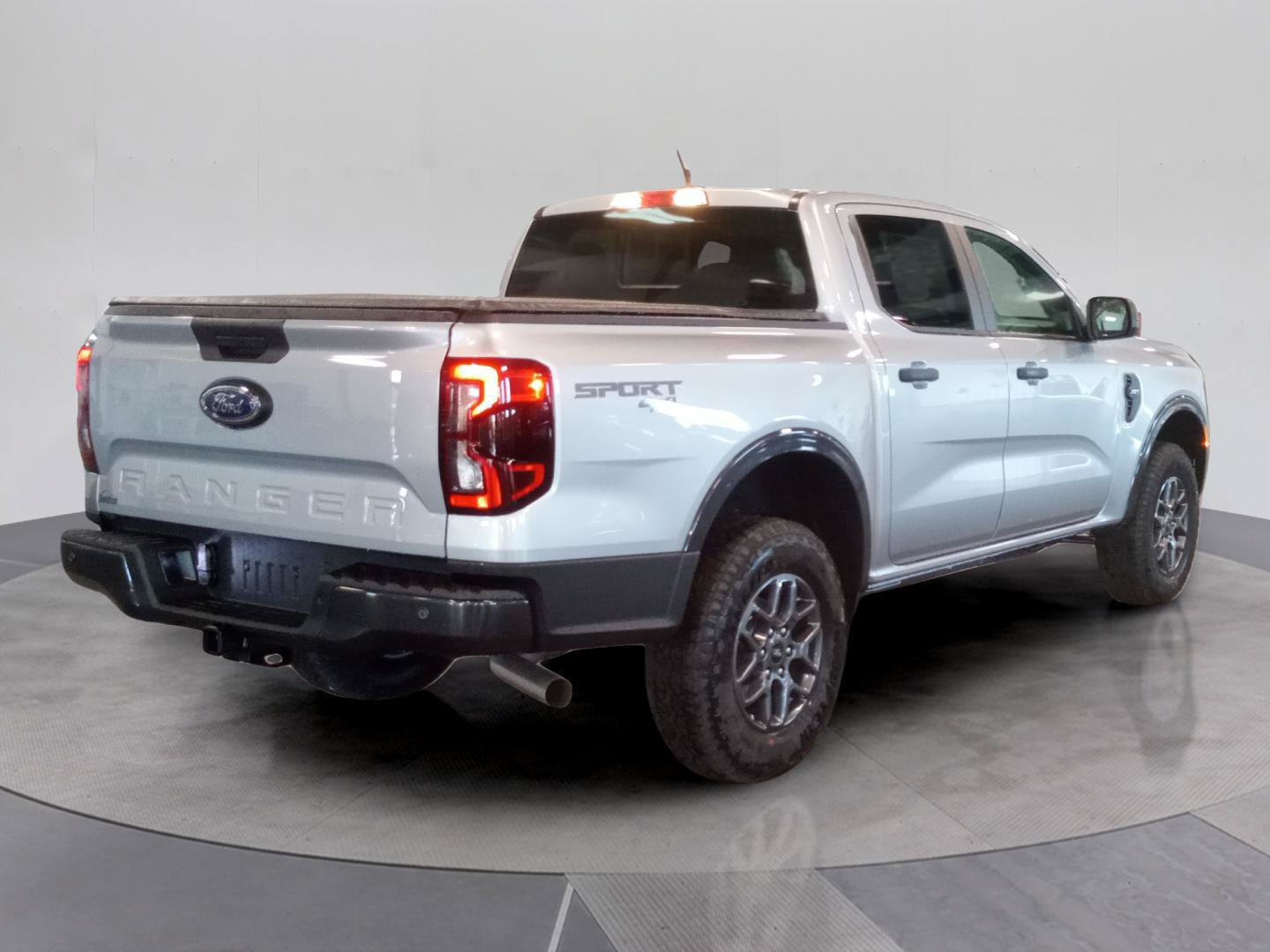Used 2024 Ford Ranger XLT w/ Equipment Group 301A High AWD/4WD image 6