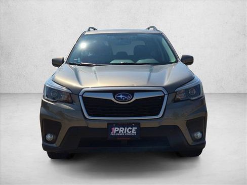 Used 2021 Subaru Forester Premium AWD/4WD image 2