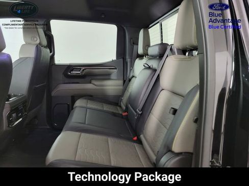 Used 2023 Chevrolet Silverado 1500 ZR2 w/ Technology Package image 15