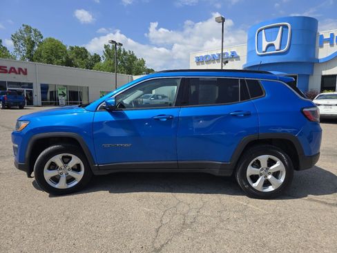 Used 2020 Jeep Compass Latitude w/ Cold Weather Group AWD/4WD image 13
