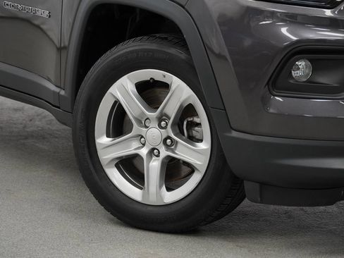 Certified 2024 Jeep Compass Latitude w/ Altitude Special Edition AWD/4WD image 4