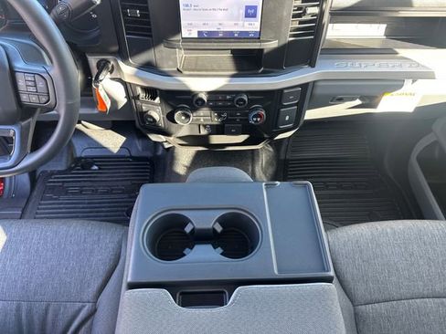 New 2026 Ford F250 XL w/ XL Off-Road Package image 17