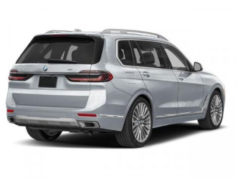 New 2027 BMW X7 xDrive40i w/ Executive Package AWD/4WD image 2