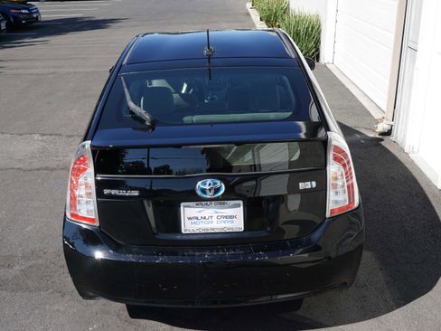 Used 2013 Toyota Prius Three image 12