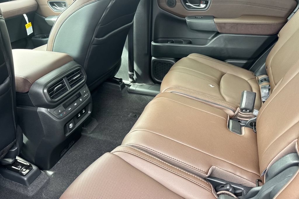 New 2026 Honda Pilot Elite image 12