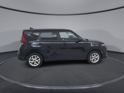 Used 2022 Kia Soul LX w/ Technology Package FWD image 17