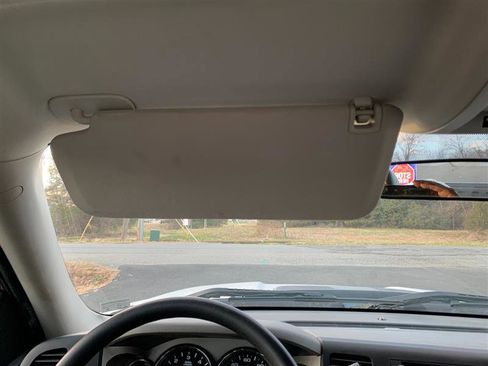 Used 2011 GMC Sierra 3500 W/T w/ Snow Plow Prep Package image 30