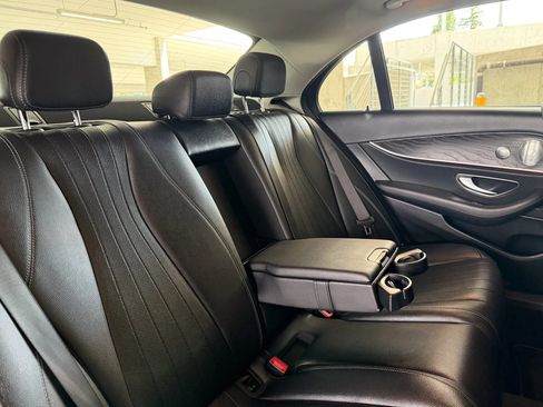 Used 2018 Mercedes-Benz E 300 image 22