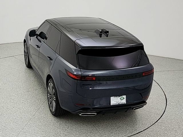Certified 2026 Land Rover Range Rover Sport Dynamic SE AWD/4WD image 36