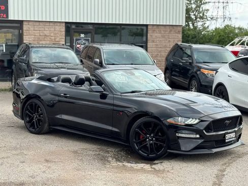 Used 2022 Ford Mustang Convertible RWD image 1