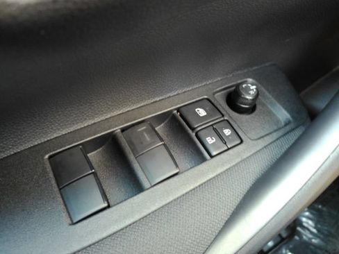 Used 2026 Toyota Corolla LE FWD image 32