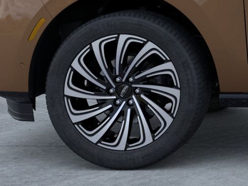 New 2026 Lincoln Navigator L Black Label AWD/4WD image 19