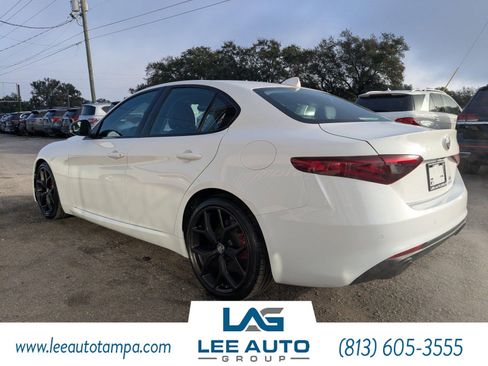 Used 2020 Alfa Romeo Giulia w/ Nero Edizione image 5