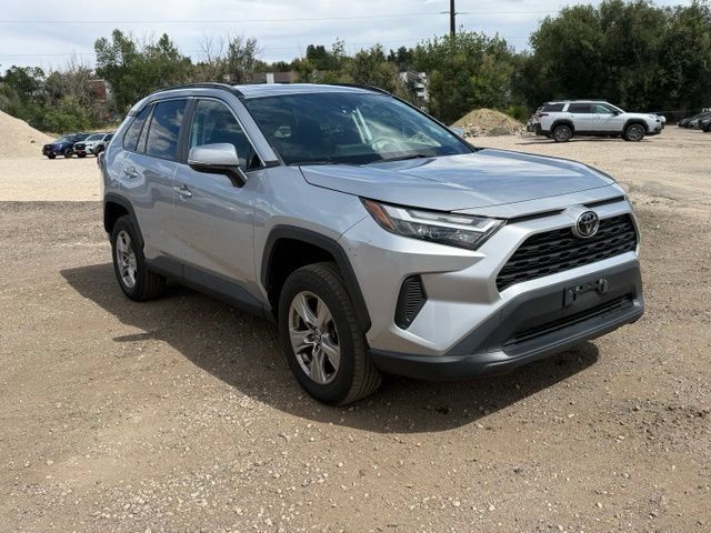 Used 2024 Toyota RAV4 XLE AWD/4WD image 8