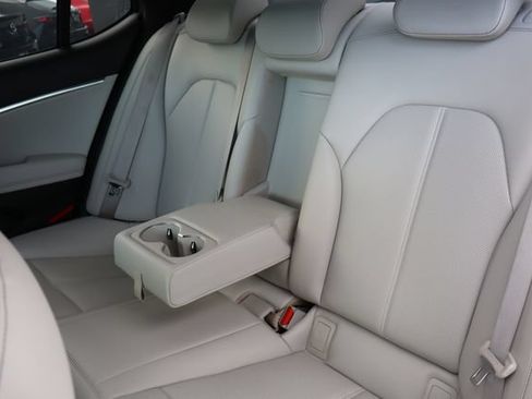 Used 2025 Genesis G70 2.5T RWD image 15
