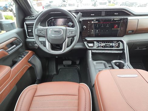 New 2026 GMC Sierra 2500 Denali Ultimate w/ Max Trailering Package image 10