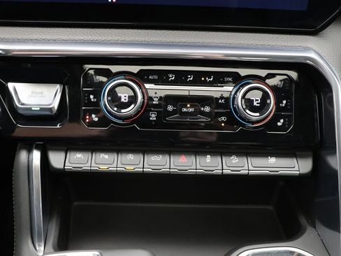 Used 2023 GMC Sierra 1500 Denali w/ Denali Reserve Package image 29