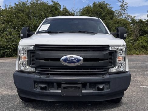 Used 2018 Ford F250 XL w/ Power Equipment Group RWD image 10