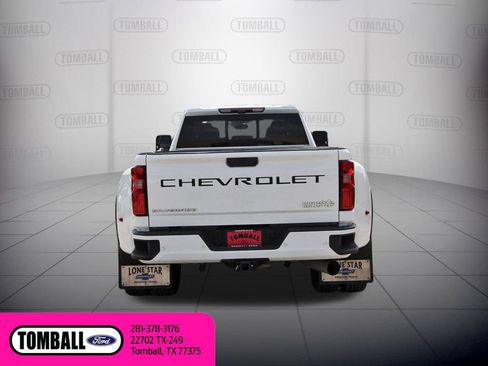 Used 2024 Chevrolet Silverado 3500 High Country w/ High Country Premium Package AWD/4WD image 7