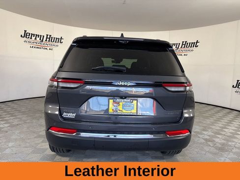 Used 2023 Jeep Grand Cherokee Limited w/ Luxury Tech Group II AWD/4WD image 6