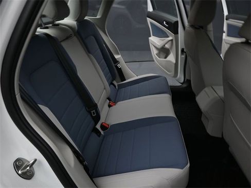 New 2026 Volkswagen Jetta SE image 16