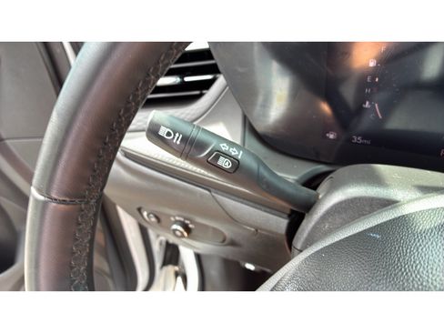 Used 2024 Buick Encore GX Sport Touring AWD/4WD image 21