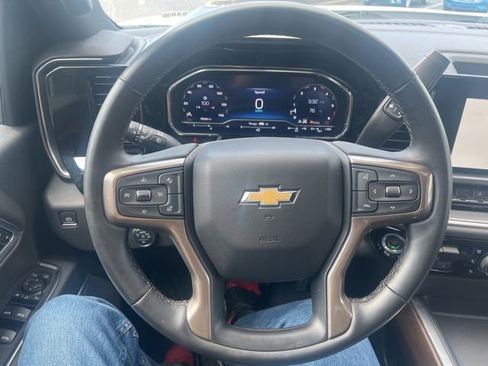 Used 2024 Chevrolet Silverado 3500 High Country image 33