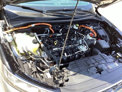 New 2025 Ford Escape ST-Line w/ Equipment Group 301A image 20