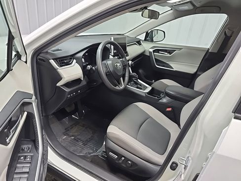 Used 2023 Toyota RAV4 XLE w/ XLE Grade Weather Package AWD/4WD image 28