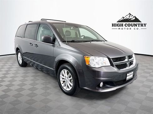 Used 2019 Dodge Grand Caravan SXT FWD image 1