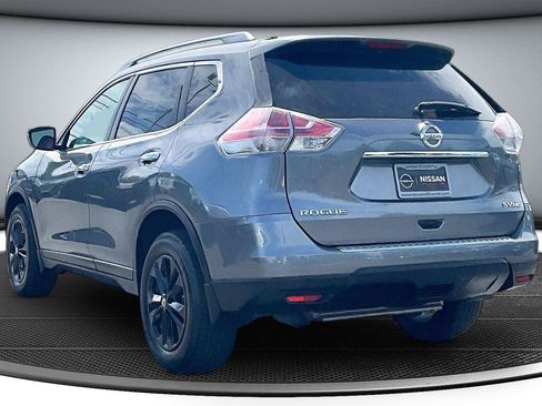 Used 2015 Nissan Rogue SV AWD/4WD image 5