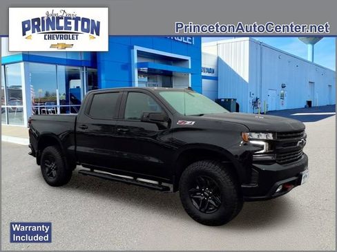 Used 2022 Chevrolet Silverado 1500 LT Trail Boss w/ Bed Protection Package AWD/4WD image 1