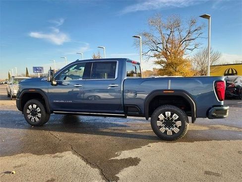 New 2026 GMC Sierra 2500 Denali w/ Denali Reserve Package image 9