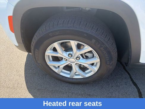 Used 2023 Jeep Grand Cherokee Limited AWD/4WD image 28