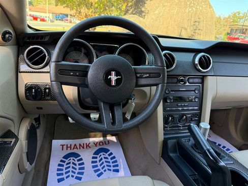 Used 2005 Ford Mustang GT Premium image 49