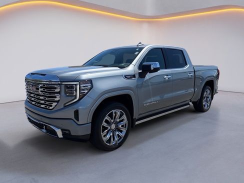 Used 2026 GMC Sierra 1500 Denali AWD/4WD image 7