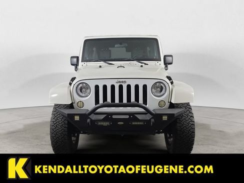 Used 2010 Jeep Wrangler Unlimited Sahara w/ Dual Top Group AWD/4WD image 2