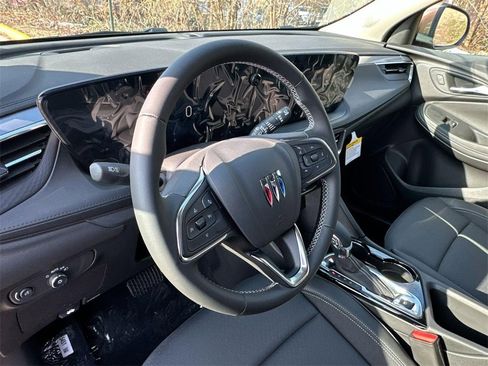New 2025 Buick Encore GX Preferred image 15
