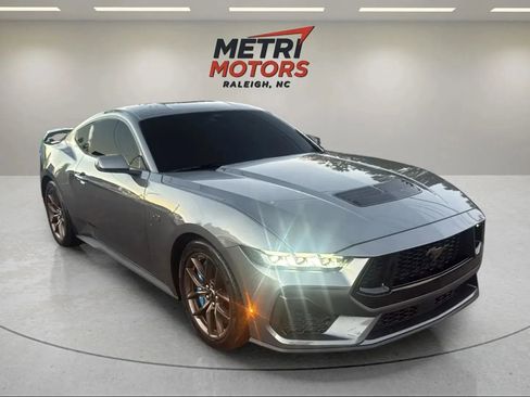 Used 2024 Ford Mustang GT Premium image 2