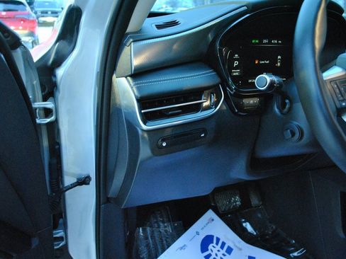 Used 2023 INFINITI QX60 Luxe image 18