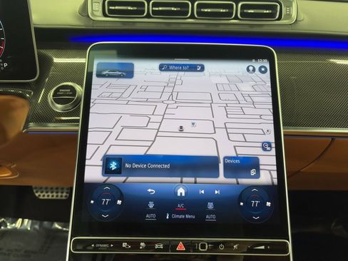 Used 2023 Mercedes-Benz S 580e S 580e w/ AMG Line image 17